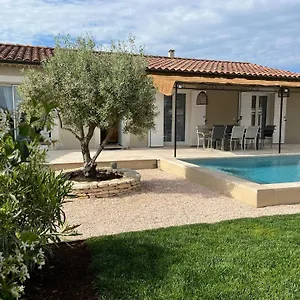 villa-provencale-avec-piscine-saint-andiol.fr-provencehotel.com/